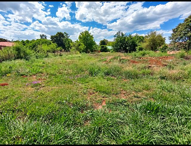 1,089M² VACANT LAND FOR SALE IN HENLEY ON KLIP